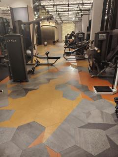 Scarletz Suites Twin Towers Walk Residences - 9