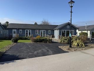 Luna Azul at The Bay Filey, sleeps up to 8, and 2 dogs stay for free! - 0