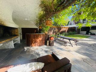 La Casa Bed and Breakfast - 2