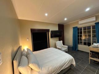 Hippo Zwartkop Suites - 4