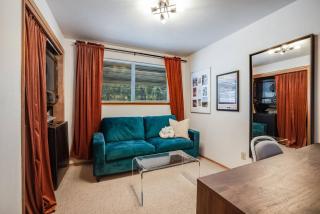 Stylish Seattle Home with Hot Tub - 3