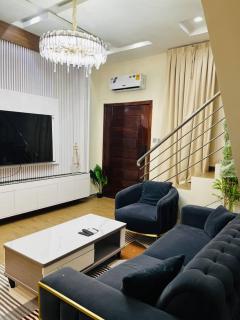 Luxe Suites B Luxury Short Stay Apartments in Nmai Dzorn, East Legon Accra Ghana - 9