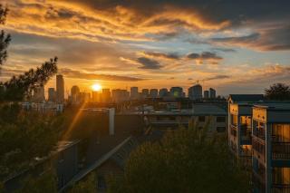 Rooftop with Skyline and Space Needle Views, AC, World Soccer Match 15min to Stadium - Seattle - 7