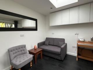 Wimbledon area - Beautiful Garden Casita - 8