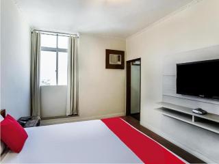 Carlton Plaza Americana - 3