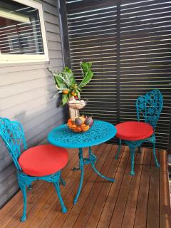 Onaeros Cute Little Cottages - Taranaki Retreat - 9