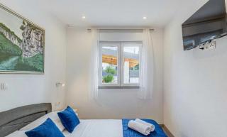 Villa Felicita with heated pool - 1