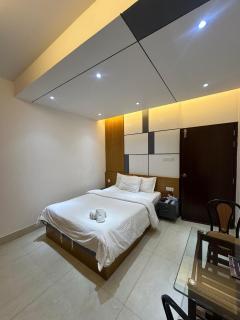 Castle Inn Uttara - 1