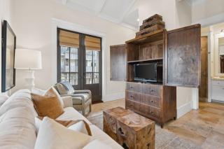 Pappas Carriage by 30A Escapes - 2