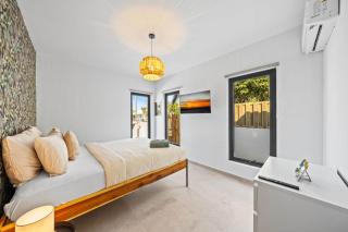 Koko Nido – Modern Luxury Pool Villa in Noord - 7