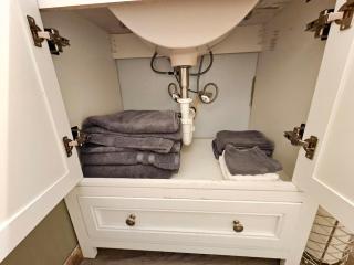 Cozy Lawrence 1BR Near KU - Wi-Fi & Patio - 9