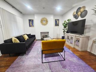 WORLD CUP 6 BR HOME - SLEEPS 10 - 5MI TO SoFi STADIUM- FREE PARKING -BBQ - 9