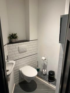 Midi Station Square Apartment - 3