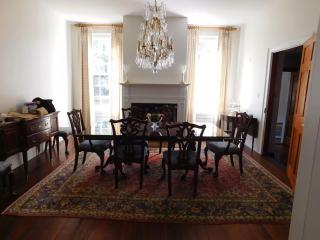 Chantilly Bed and Breakfast - 5