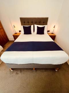 Carlton Guest Suites - Weymouth - 0