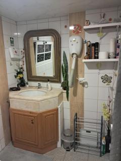 Orange room - house of the mills - 9