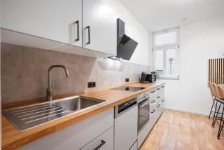 LudwigsCozyEscape - Boutique Design Apartment am Residenzschloss mit gemütlichem Balkon, 6 Gäste, SmartTV in jedem Zimmer, Highspeed WLAN, Workspace, 24h Self Check-in, Parkhaus 2 Min Gehweite - 8