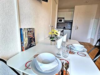Dolce Vita II - DisneyLand & Paris - 5 mins to Train Station - 5