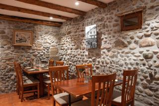 Boutique Hotel La Couronne Mies - 2