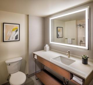 Crowne Plaza Cleveland at Playhouse Square by IHG - 6
