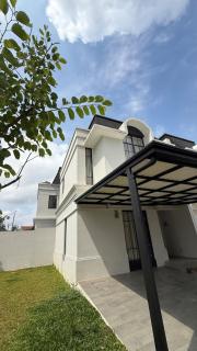 Casa Bischofia Bintaro - 0
