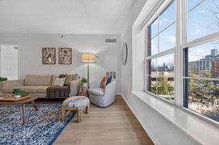 Newport 1 BR w Work Setup by Anyplace - 11747 - 5
