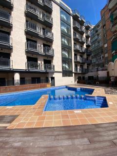 Koyo Suite - Modern Apartment with Parking and Swimming Pool for 6p - 9
