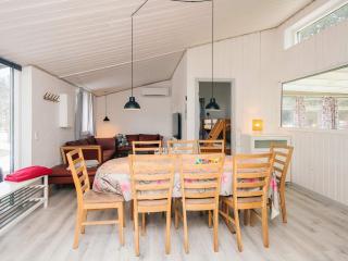 Seaside Escape with Pool - By Traum Ferienwohnungen - 1