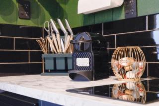 Central Boutique Bungalow - 4