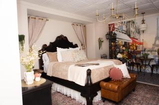 Hideaway Suites On 5th-Formally 5th East Hall - 6