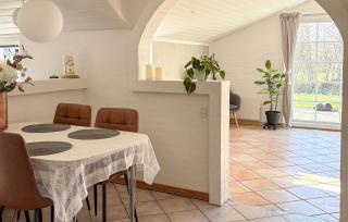 Gorgeous Home In Hemmet With Wifi - 5