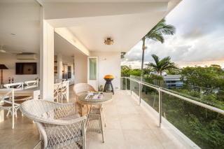 Picture perfect panoramic views stroll to beach - 8