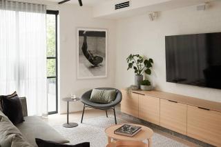 The Obscura Serene Retreat near Cultural Hotspots - 9