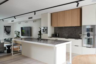 The Obscura Serene Retreat near Cultural Hotspots - 6