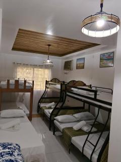 Thrivers Hometel - 9