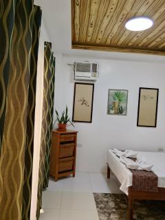 Thrivers Hometel - 4