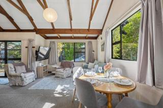 Ward Cottage - Wanaka Holiday Home - 8