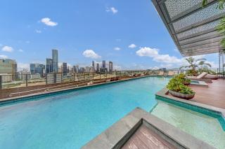 Elegant Urban Hideaway - Private Luxury Residential Apartment, walk to South Bank & Free Carpark - 5