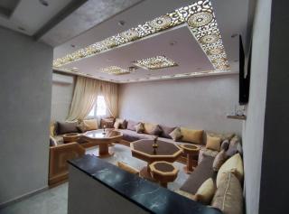 90m 3BR Self Check-in 2 Smart TV A pied Majorelle Gueliz Jemma El Fna Medina - 4