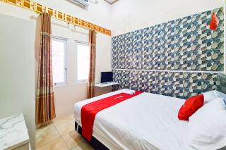 RedDoorz Syariah near Terminal Induk Banjarnegara - 5