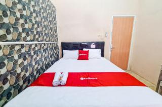 RedDoorz Syariah near Terminal Induk Banjarnegara - 1