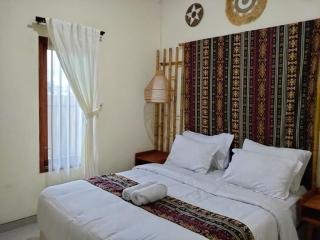 Villa New D'Bamboo by Plesirhati Yogja - 6