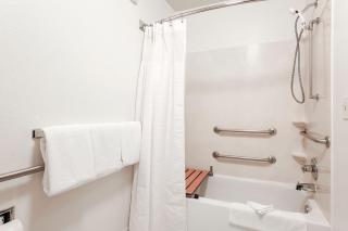 City Express by Marriott Houston Intercontinental Airport - 8