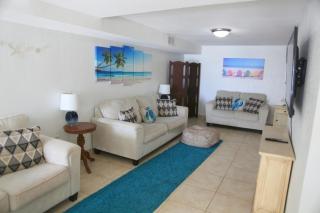 Oceanfront Bliss: 3-Bedroom, Pools & Peloton bike! - Cupecoy - 8