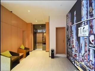 IU Hotel Zhengzhou Xinzheng Sias International University Branch - 8