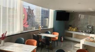 VX Hotel Jiangsu Taizhou Xinghua RT-Mart - 8