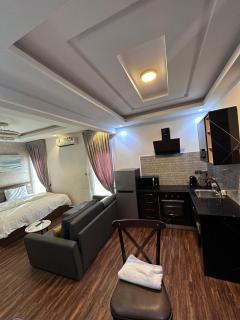 Studio with kitchen - 2