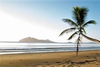 BHA 1 Beachfront Haven Fullhouse - 1