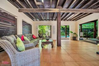 Fern House your serene rainforest retreat - 5