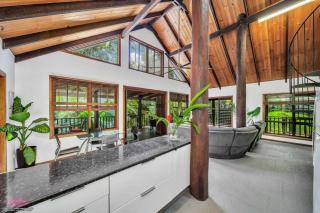 Fern House your serene rainforest retreat - 4